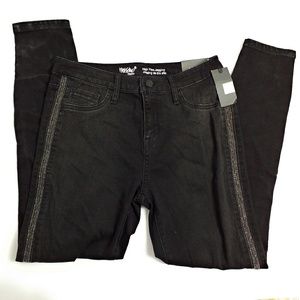 High Rise Jegging Black Embellished Sides Stretch